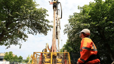 Drilling_rig_during_Living_Lab_build.JPG