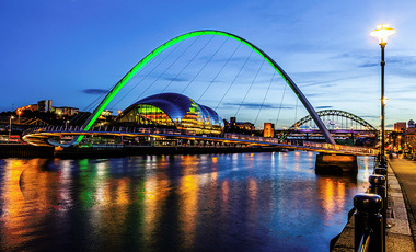 Newcastle-Upon-Tyne_shutterstock_2326842451.jpg